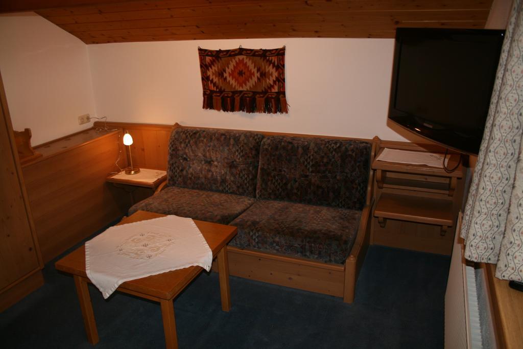 Bed and Breakfast Haus Oberland St. Anton am Arlberg Exterior foto