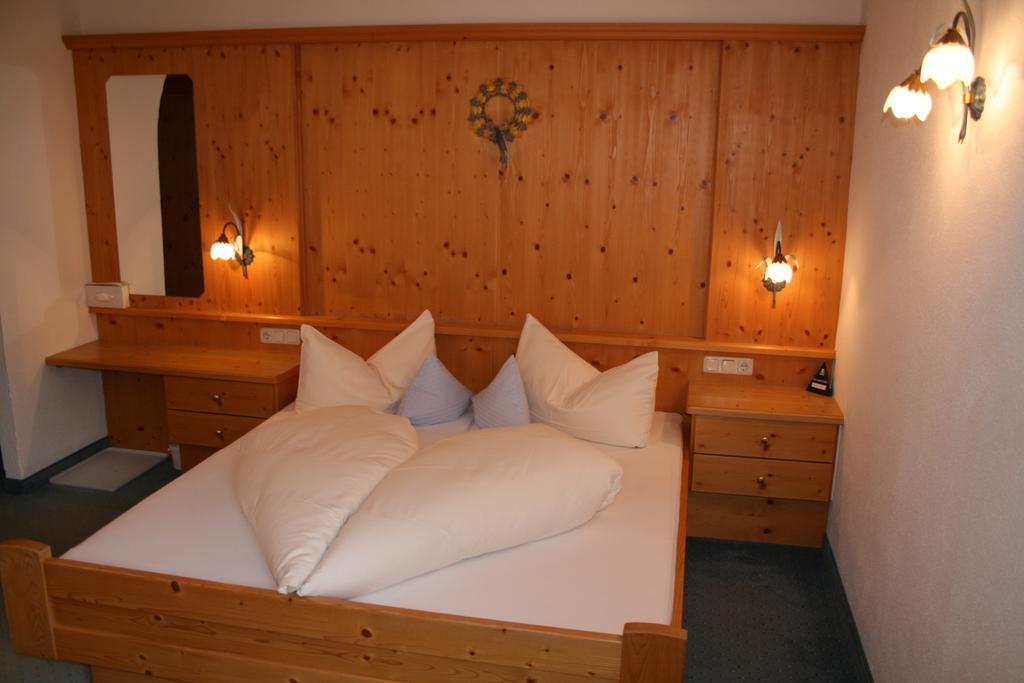 Bed and Breakfast Haus Oberland St. Anton am Arlberg Exterior foto