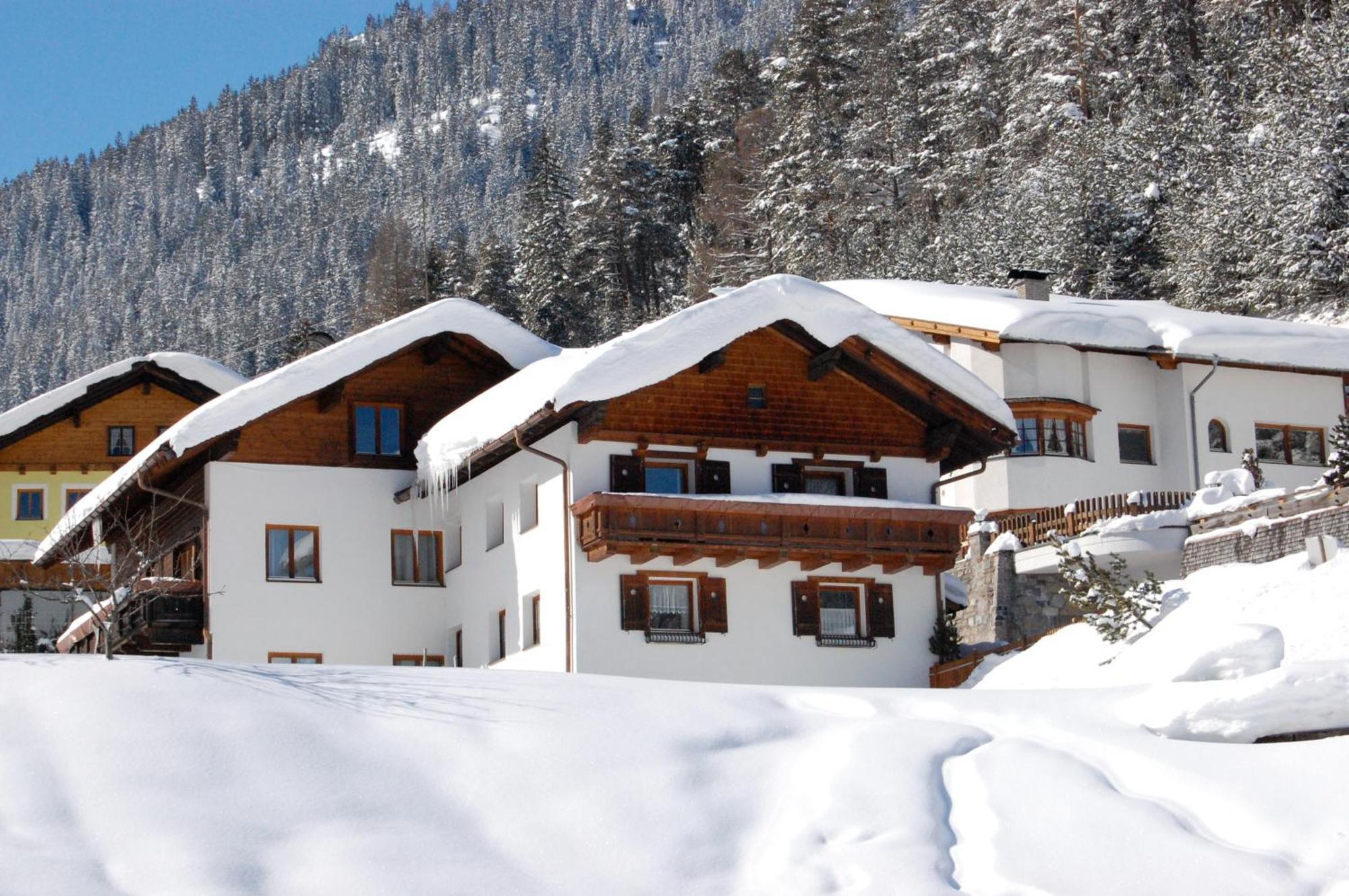 Bed and Breakfast Haus Oberland St. Anton am Arlberg Exterior foto